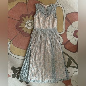 Retro vintage lace dress tall